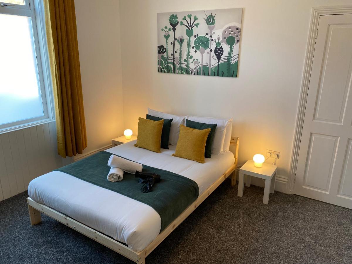 Kitchener - Wonderful 2-Bedroom Apt Sleeps 5 Free Parking Free Wifi Gateshead Luaran gambar